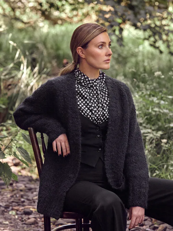 Adore: 21 Designs by Kim Hargreaves