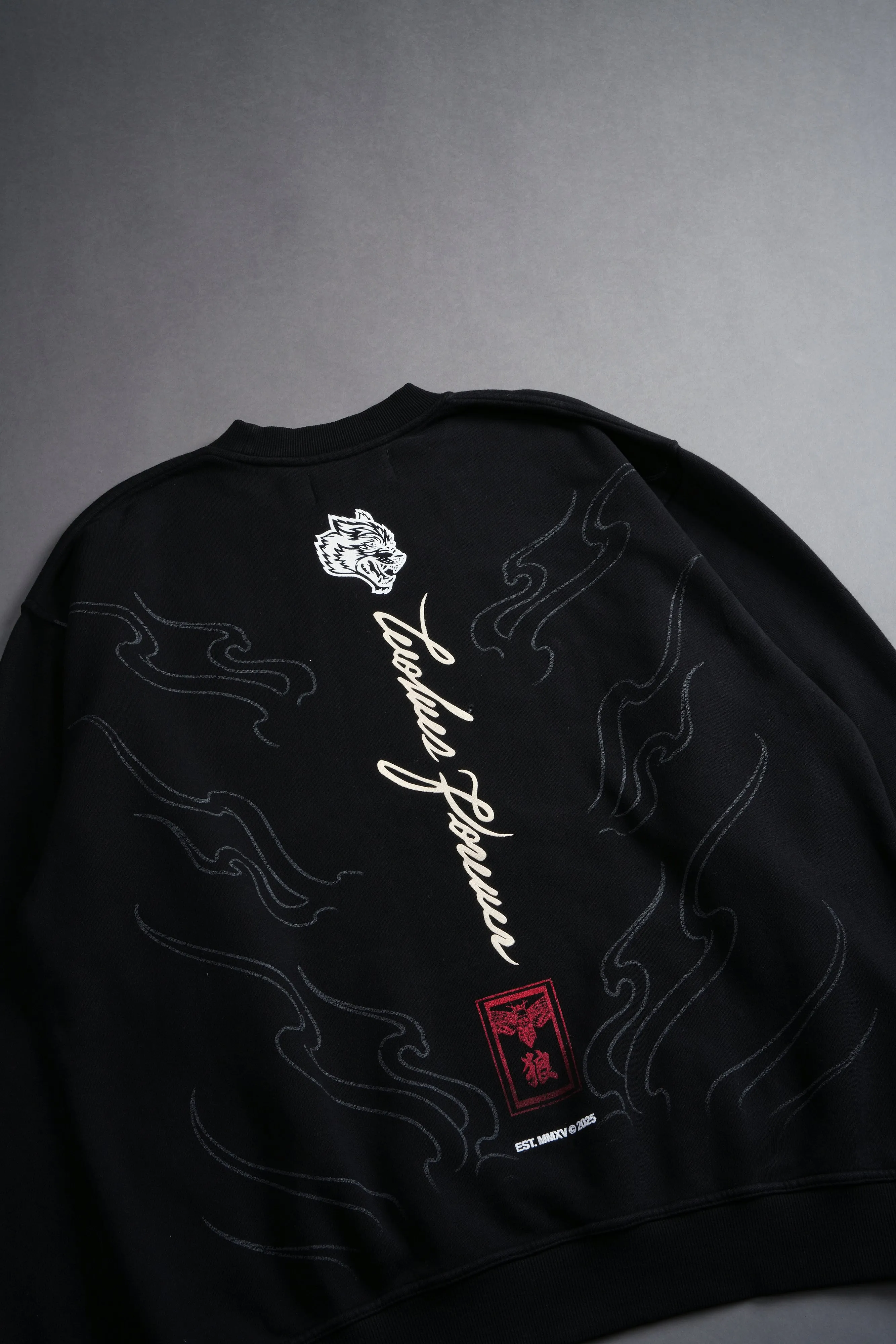 House Of Wolves London Crewneck in Black