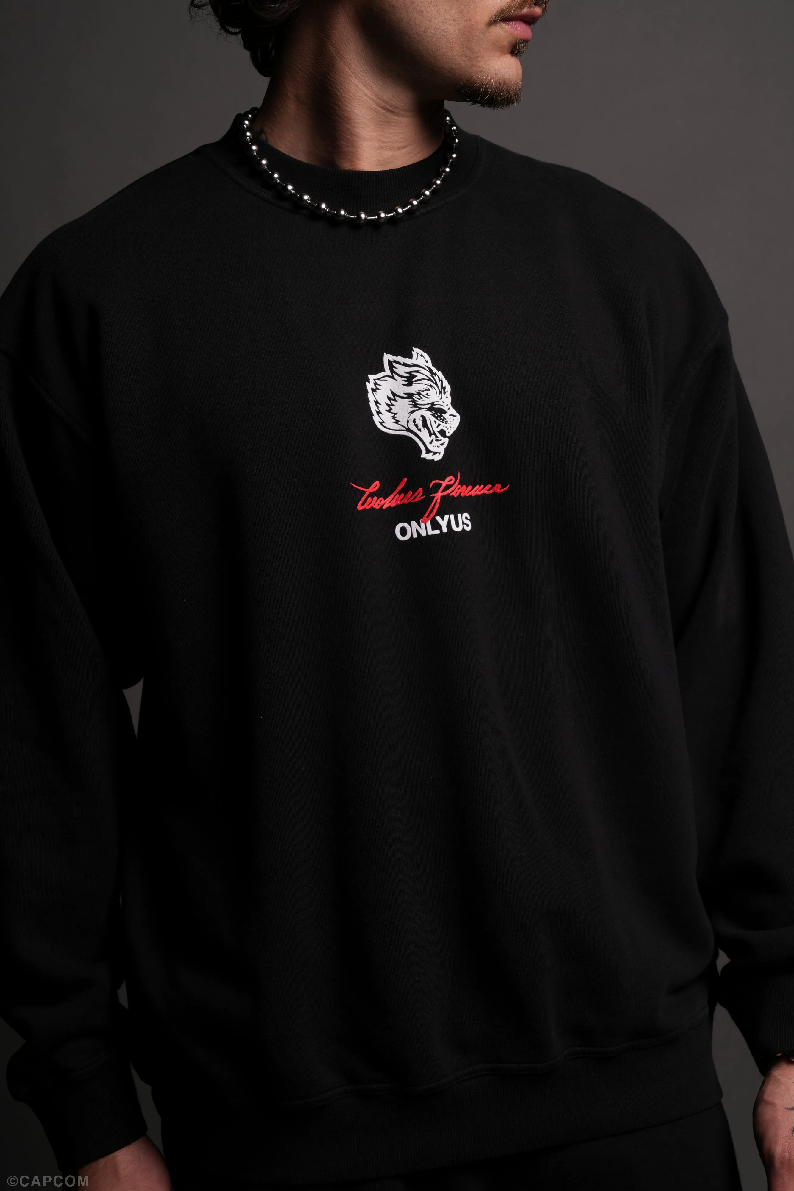 House Of Wolves London Crewneck in Black