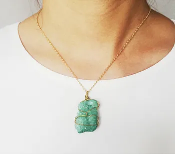 Shimmery Crystal Necklace