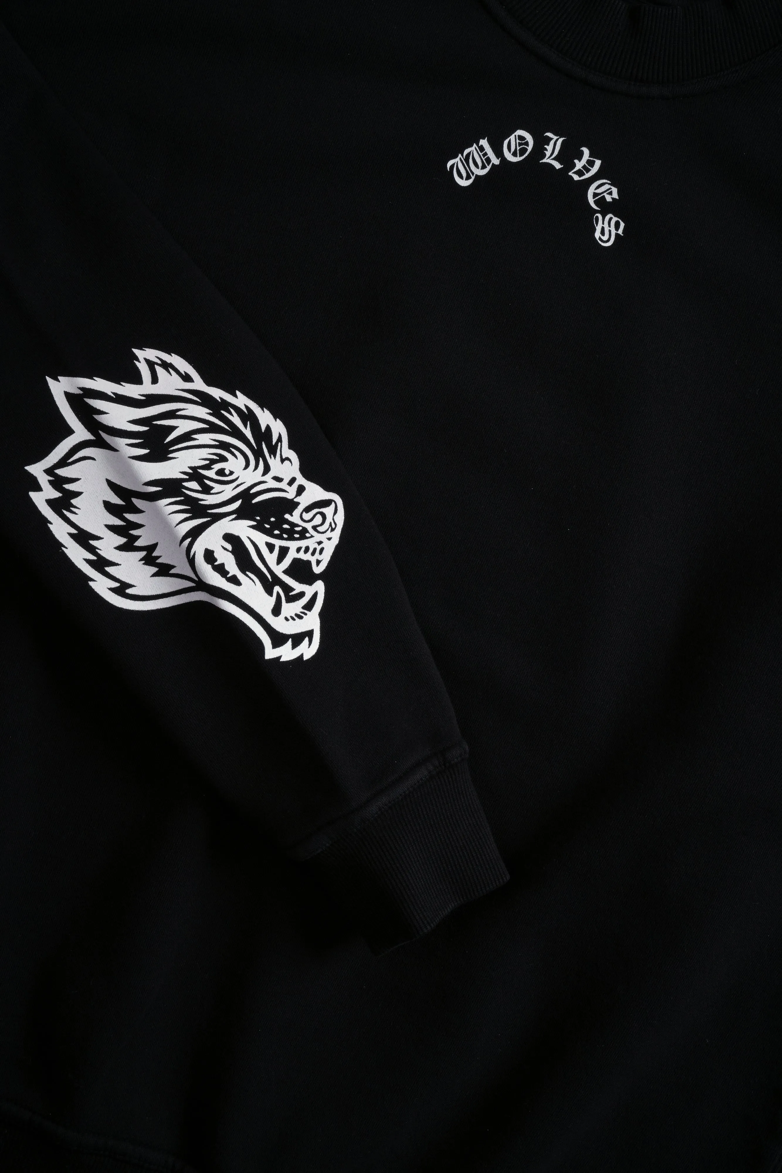Wolf Chopper She "Cornell" Crewneck in Black